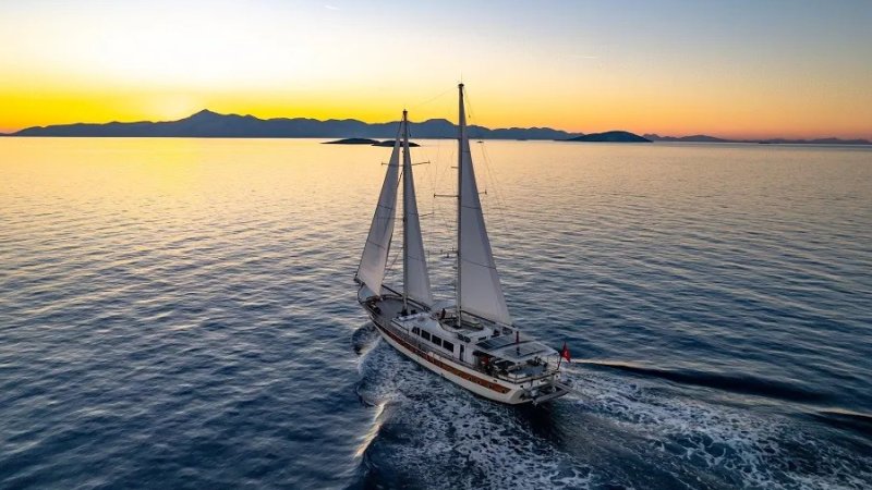 Gözlerden Uzak Tatil: Ultra Lüks Gulet Kiralama Gözlerden Uzak Tatil: Ultra Lüks Gulet Kiralama