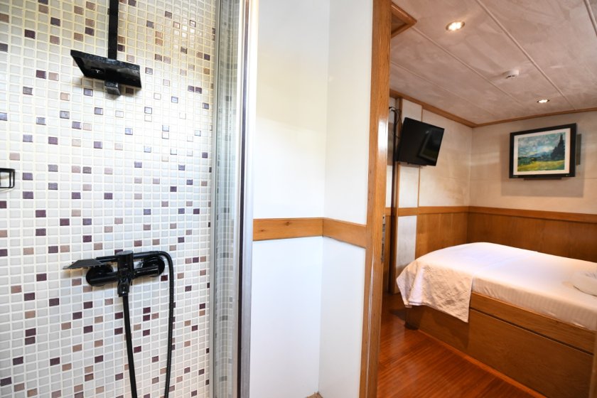 CEMRE MİLA | 8 KİŞİLİK LÜKS MAVİ TUR GULET | Okeanosyatcilik