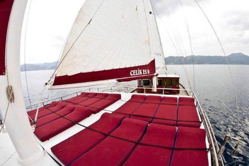 ÇELİK ES D | LÜKS GULET YELKEN & MAVİ TUR | Okeanosyatcilik