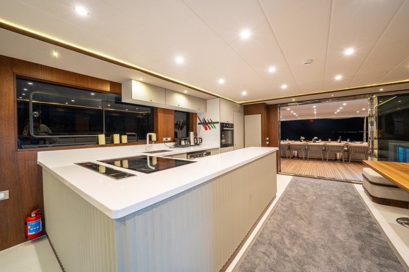 BY C.F TRAWLER | FETHIYE DELUXE 9 KIŞILIK TRAWLER KIRALAMA | Okeanosyatcilik