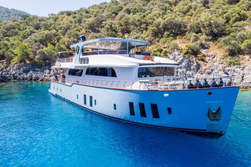 SIMAY F TRAWLER | FETHIYE DELUXE 8 PERSON TRAWLER CHARTER | Okeanosyatcilik