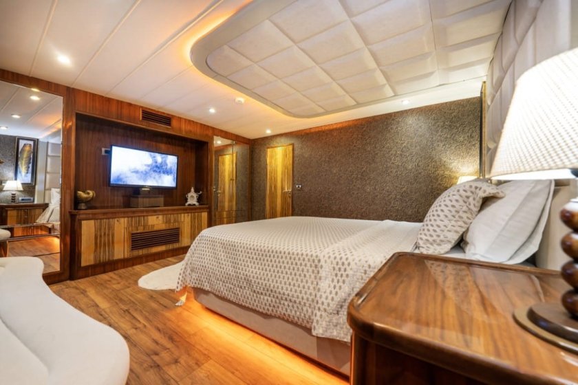 SIMAY F TRAWLER | FETHIYE DELUXE 8 PERSON TRAWLER CHARTER | Okeanosyatcilik