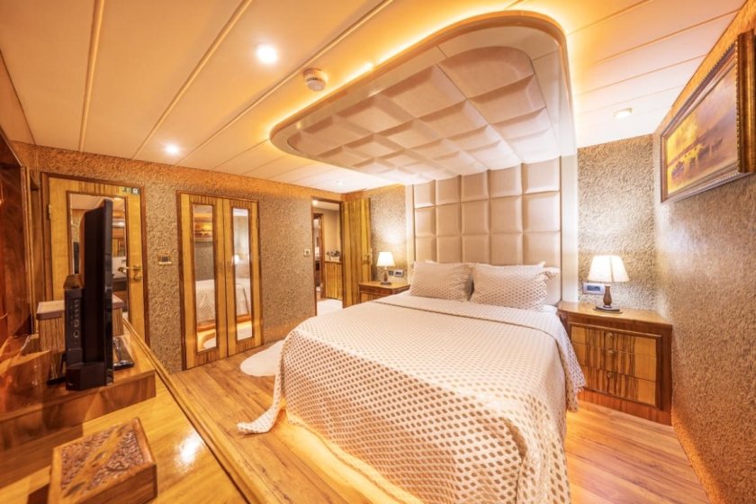 SIMAY F TRAWLER | FETHIYE DELUXE 8 PERSON TRAWLER CHARTER | Okeanosyatcilik