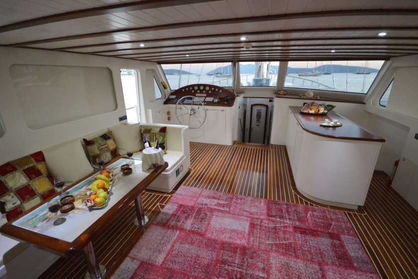 GÜL SULTAN | LÜKS BODRUM TEKNE TATİLİ | Okeanosyatcilik