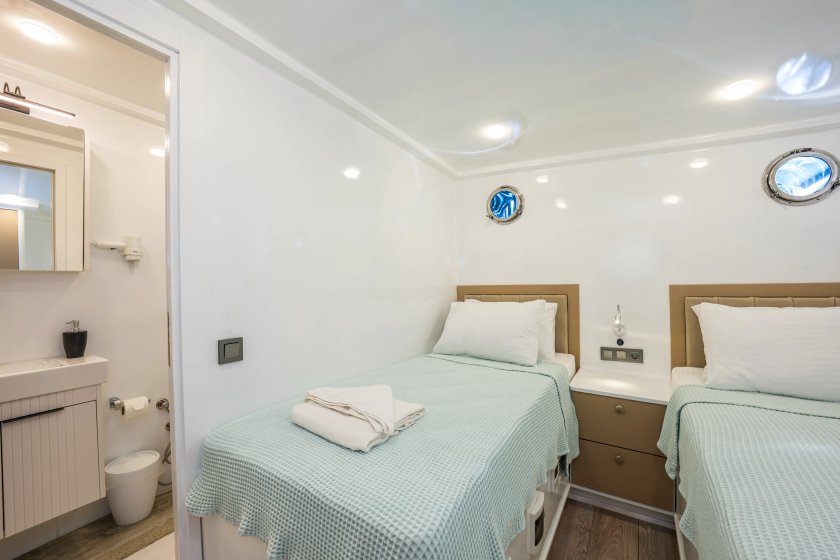 HOLİDAY 5 | FETHİYE TEKNE TATİLİ | KALABALIK GRUPLAR İÇİN MAVİ YOLCULUK | Okeanosyatcilik