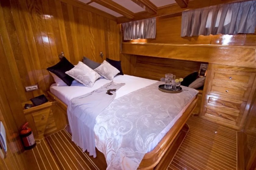 PARSS | DELUXE GULET KİRALAMA & MAVİ TUR YAT TATİLİ