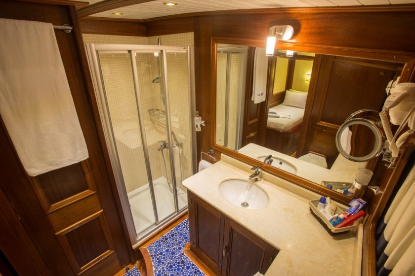 ECE BERRAK | 10 KİŞİLİK 5 KAMARA KLİMALI ULTRA LÜKS GULET EGE TEKNE TURU | Okeanosyatcilik