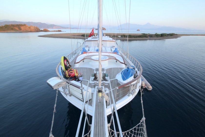 ECE BERRAK | 10 KİŞİLİK 5 KAMARA KLİMALI ULTRA LÜKS GULET EGE TEKNE TURU | Okeanosyatcilik