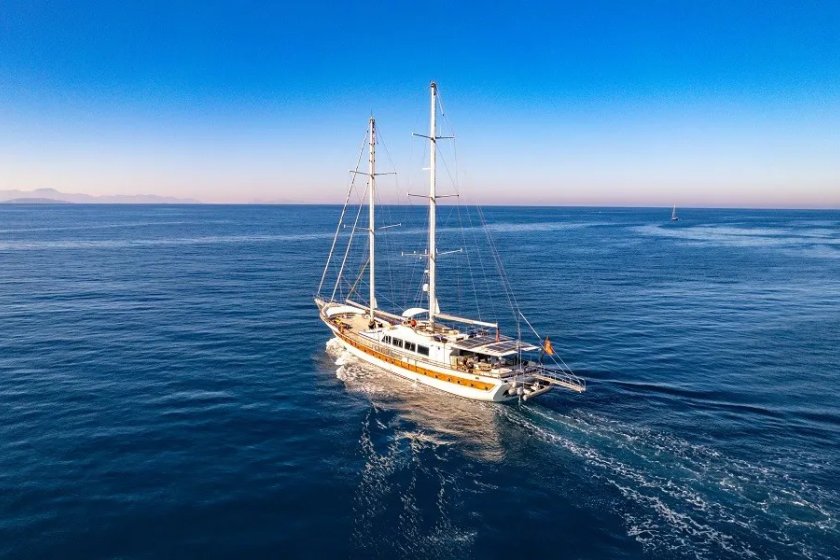 DOUBLE EAGLE | LÜKS GULET KİRALAMA & ÖZEL YAT TURU