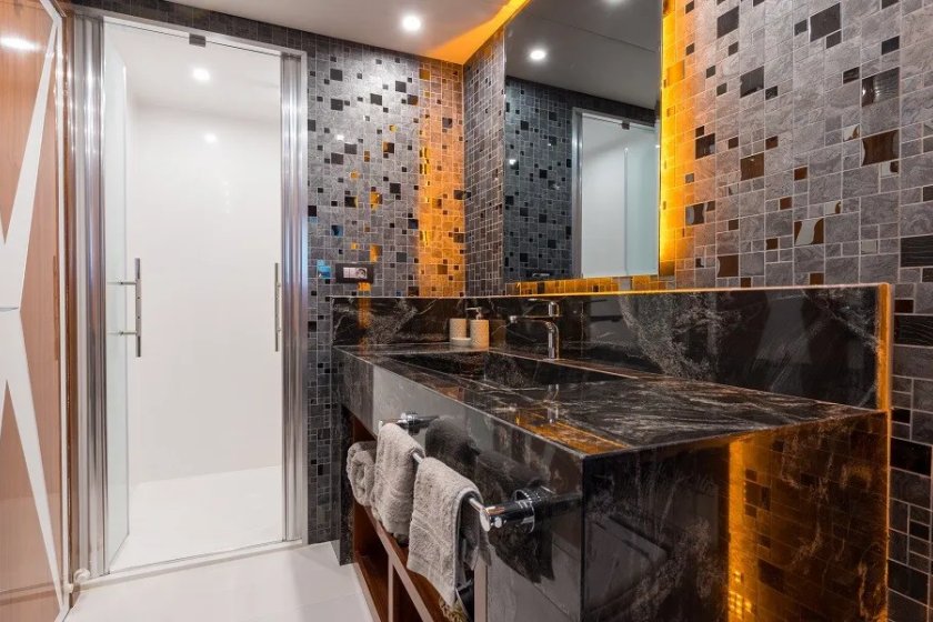 LONG ISLAND | 10 KİŞİLİK MARMARİS TEKNE TURU & YAT KİRALAMA