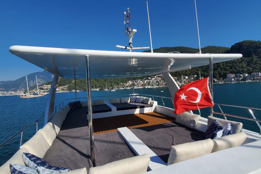 TRAWLER LAGERTHA | 8 KİŞİLİK LÜKS TRAWLER