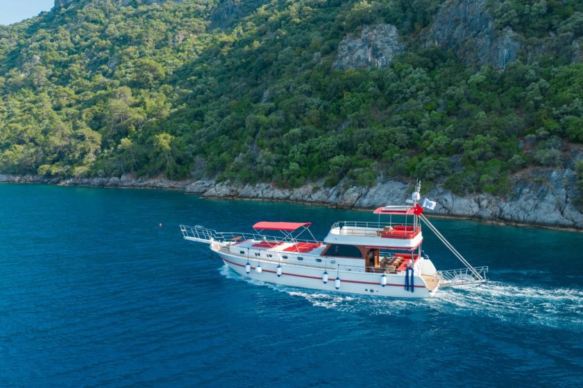 GULET OK AY | AİLELERE UYGUN KİRALIK TEKNE