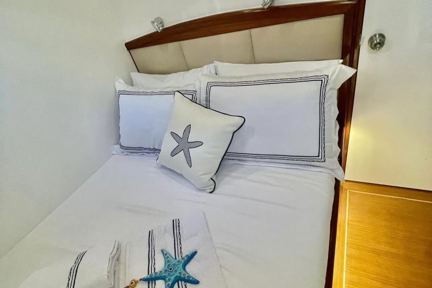 BERNİS | FETHİYE VE GÖCEK KİRALIK MODERN TEKNE