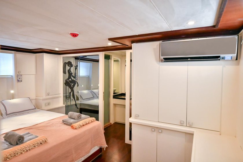 RUZANNA 1 | FETHİYE GÖCEK KİRALIK LÜKS 3 KABİN TRAWLER