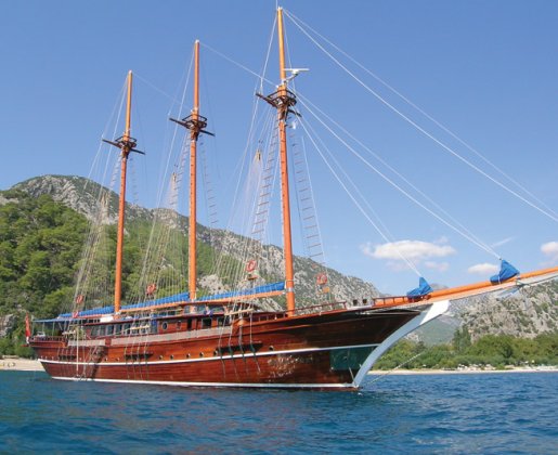 BAHRİYELİ C | KALABALIK GRUPLAR İÇİN PREMİUM TEKNE TATİLİ | Okeanosyatcilik