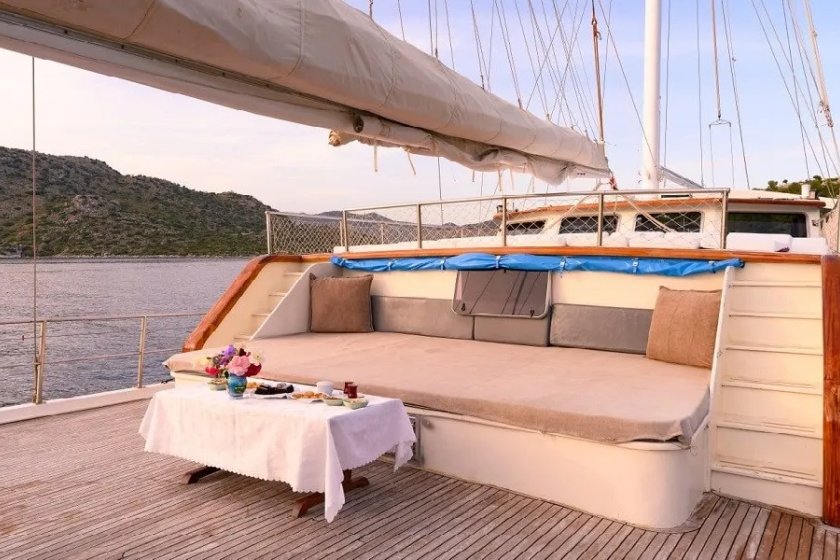 Anıl Kaptan | Bozburun Kiralık Gulet | Okeanosyatcilik