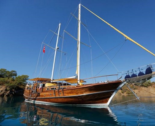 TURKEY GOCEK COMFORT GULET WITH 12 PERSON CAPACITY