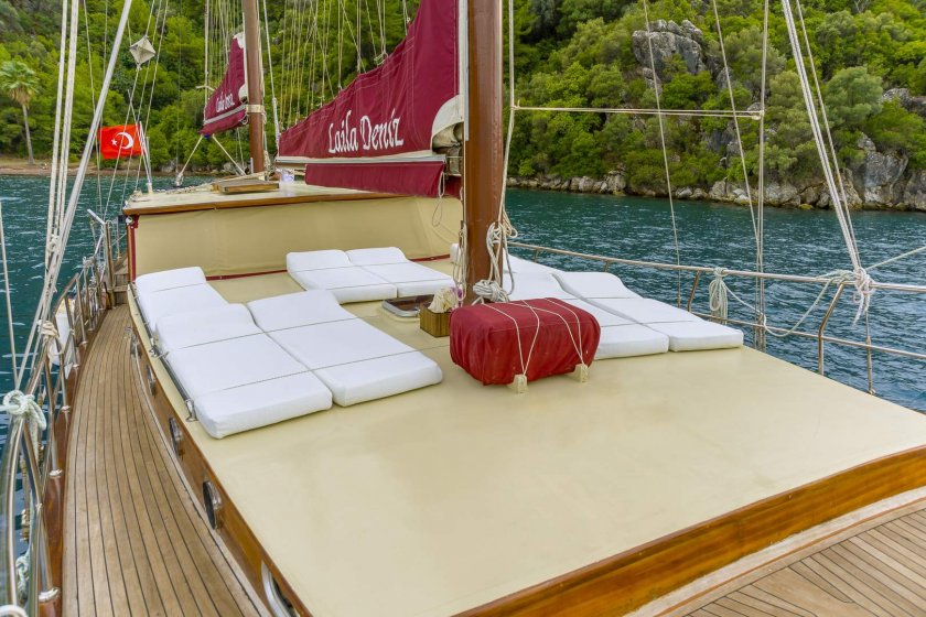 LAİLA DENİZ | 8 KİŞİLİK 4 KABİN KLİMALI GULET MARMARİS TEKNE TURU | Okeanosyatcilik