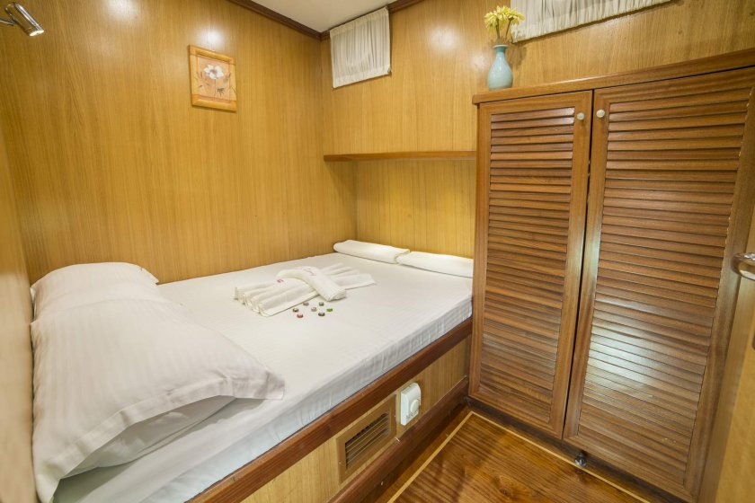 LAİLA DENİZ | 8 KİŞİLİK 4 KABİN KLİMALI GULET MARMARİS TEKNE TURU | Okeanosyatcilik