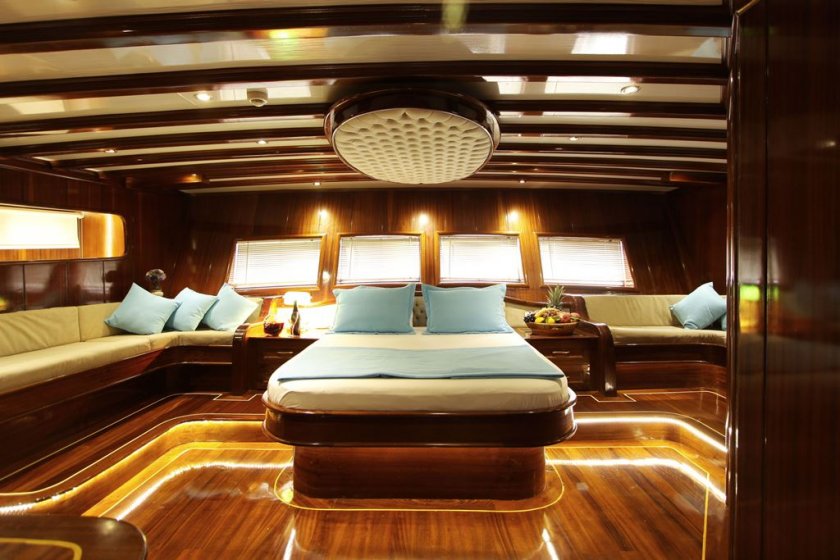 DEAR LİLA | 12 KİŞİLİK 6 KAMARALI LÜKS MAVİ TUR GULETİ | Okeanosyatcilik