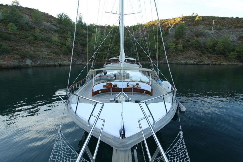 DEAR LİLA | 12 KİŞİLİK 6 KAMARALI LÜKS MAVİ TUR GULETİ | Okeanosyatcilik