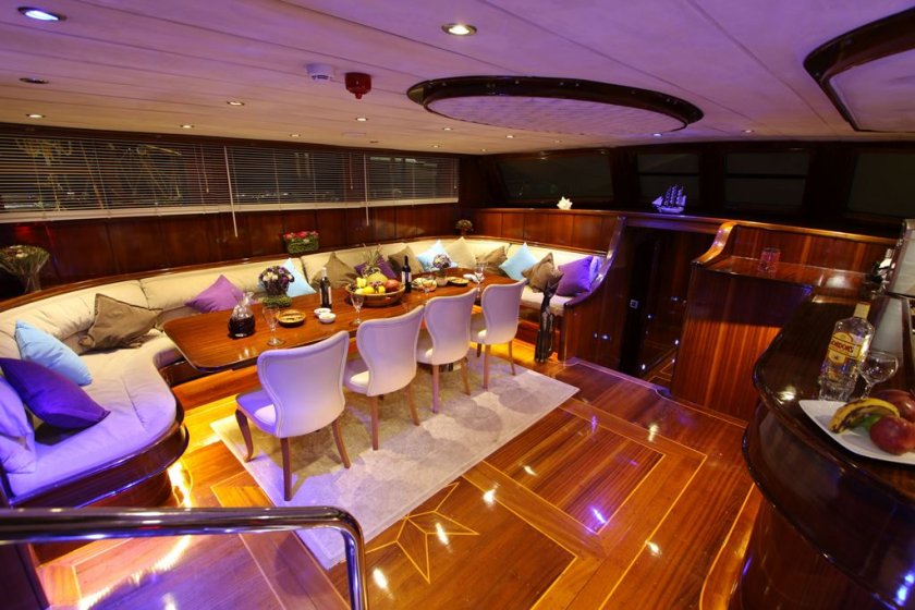 DEAR LİLA | 12 KİŞİLİK 6 KAMARALI LÜKS MAVİ TUR GULETİ | Okeanosyatcilik