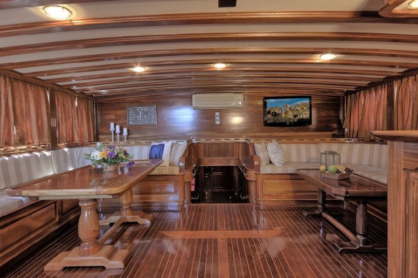 ALEYNA 3 | 12 KİŞİLİK KONFORLU MAVİ YOLCULUK GULETİ | Okeanosyatcilik