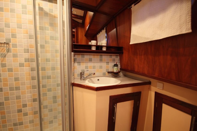 HÜLYAM 1 | 10 KİŞİLİK GÖCEK KOYLARI TEKNE KİRALAMA | Okeanosyatcilik