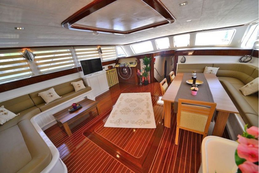 LUCE DEL MARE | FETHİYE 10 KİŞİLİK ULTRA LÜKS MAVİ YOLCULUK GULETİ | Okeanosyatcilik