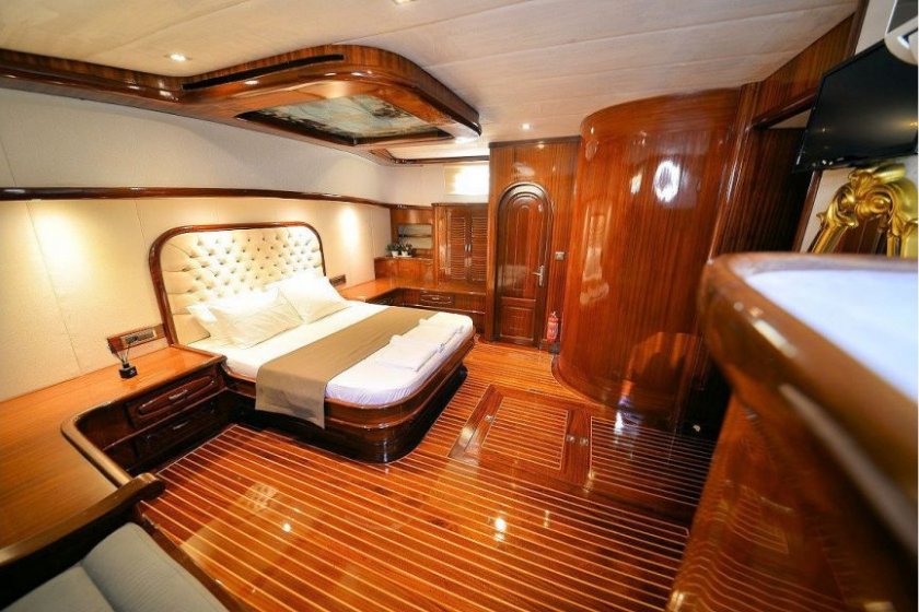 LUCE DEL MARE | FETHİYE 10 KİŞİLİK ULTRA LÜKS MAVİ YOLCULUK GULETİ | Okeanosyatcilik