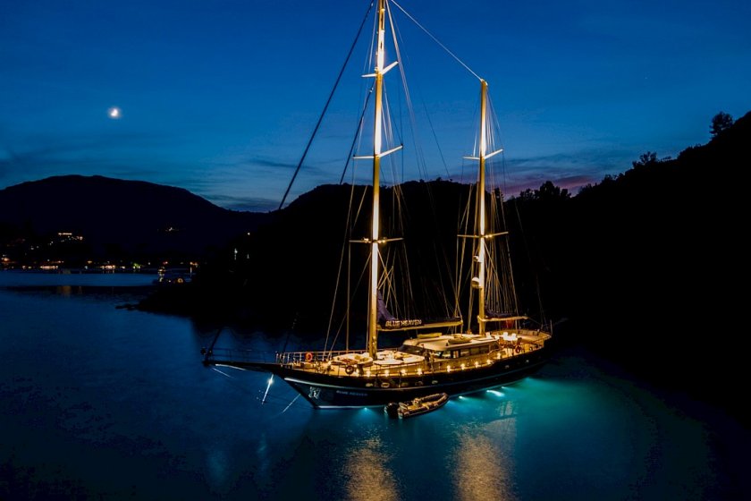 BLUE HEAVEN | 5 KABİN 9 KİŞİLİK ULTRA LÜKS GULET İLE BODRUM TEKNE TURU | Okeanosyatcilik