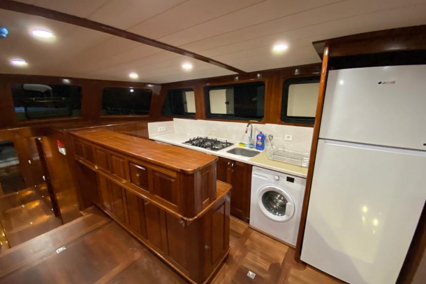 GULET EMİNE | 12 KİŞİLİK GULET İLE TEKNE TATİLİ | Okeanosyatcilik