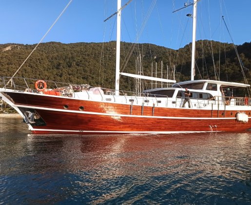 12 KİŞİLİK GULET İLE TEKNE TATİLİ