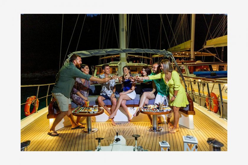 GRAND SAİLOR | MARMARİS 10 KİŞİLİK KLİMALI LÜKS GULET | Okeanosyatcilik