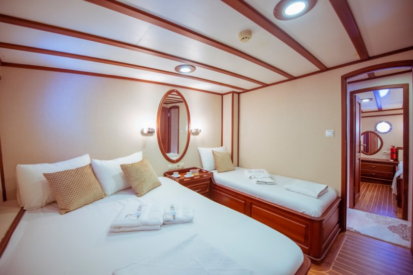 LARiN SU | LÜKS GULET KİRALAMA & ÖZEL YAT TURU | Okeanosyatcilik