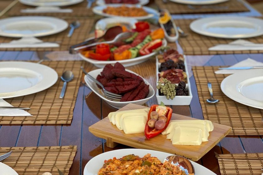 MRS ELCİH | 12 KİŞİLİK LÜKS GULET İLE GÖCEK KOYLARI | Okeanosyatcilik