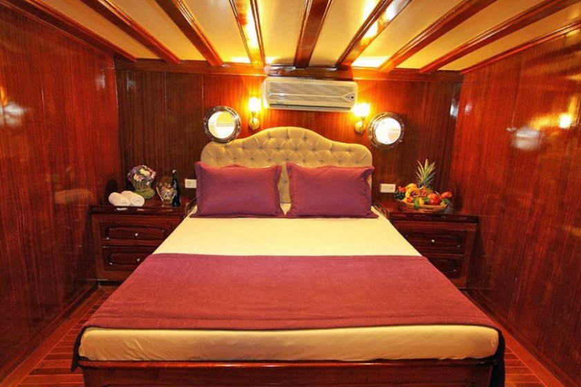 PRENSES SELİN | 18 KİŞİLİK BÜYÜK GRUPLAR İÇİN MAVİ TUR GULET | Okeanosyatcilik