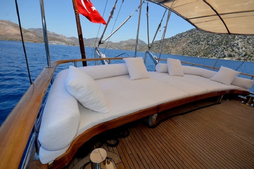 GAZİ KAPTAN | 14 KİŞİLİK KLİMALI GULET İLE HİSARÖNÜ MAVİ YOLCULUK TURLARI | Okeanosyatcilik