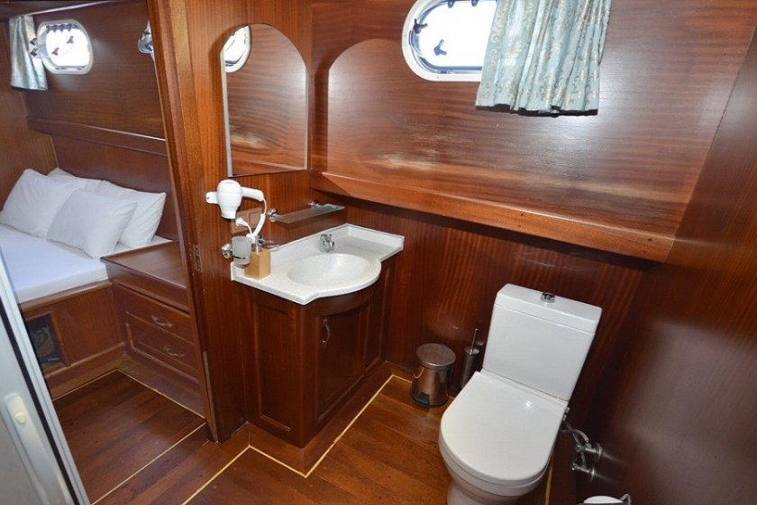 GAZİ KAPTAN | 14 KİŞİLİK KLİMALI GULET İLE HİSARÖNÜ MAVİ YOLCULUK TURLARI | Okeanosyatcilik