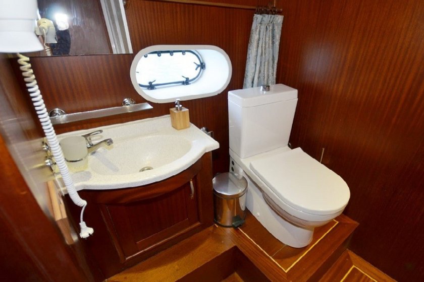 GAZİ KAPTAN | 14 KİŞİLİK KLİMALI GULET İLE HİSARÖNÜ MAVİ YOLCULUK TURLARI | Okeanosyatcilik