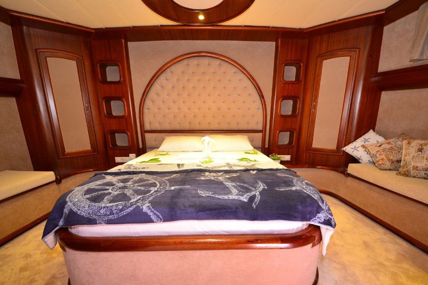 MEHMET AYAZ | 10 KİŞİLİK KİRALIK LÜKS TEKNE | Okeanosyactilik