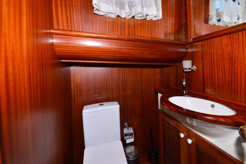 MEHMET AYAZ | 10 KİŞİLİK KİRALIK LÜKS TEKNE | Okeanosyactilik