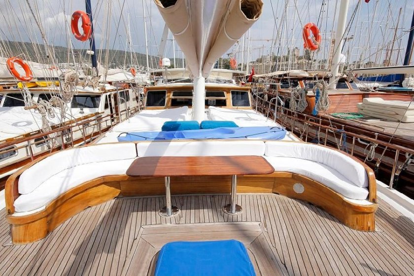 CEMRE JR | GÖKOVA’DA KONFORLU TEKNE TURU | Okeanosyatcilik