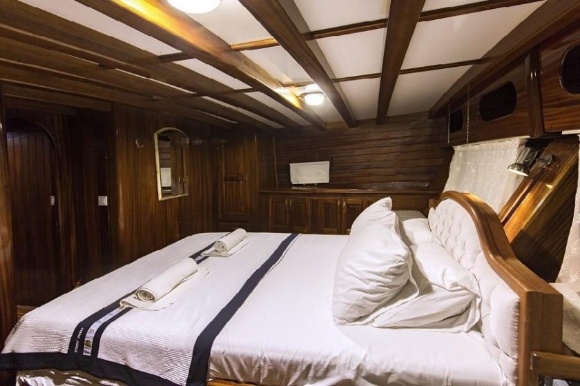 CEMRE JR | GÖKOVA’DA KONFORLU TEKNE TURU | Okeanosyatcilik