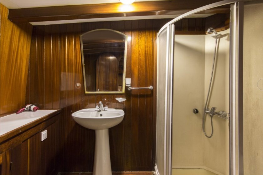 CEMRE JR | GÖKOVA’DA KONFORLU TEKNE TURU | Okeanosyatcilik