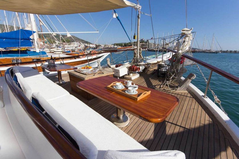 GULET HESTİA | 20 KİŞİLİK FETHİYE GULET | Okeanosyatcilik