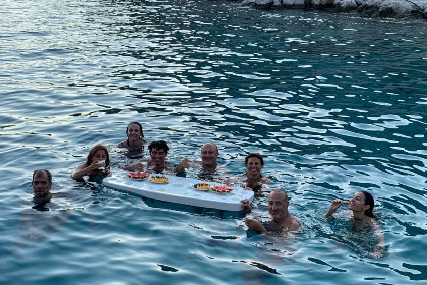 MAVİ YOLCULUK 12 KİSİLİK MARMARİS TEKNE TURU