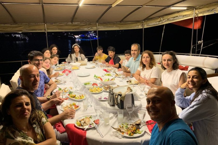 MAVİ YOLCULUK 12 KİSİLİK MARMARİS TEKNE TURU