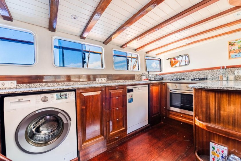 KAMALA | 7 KİŞİLİK AİLE VE YAKIN ARKADAŞ GRUPLARINA UYGUN GULET | Okeanosyatcilik