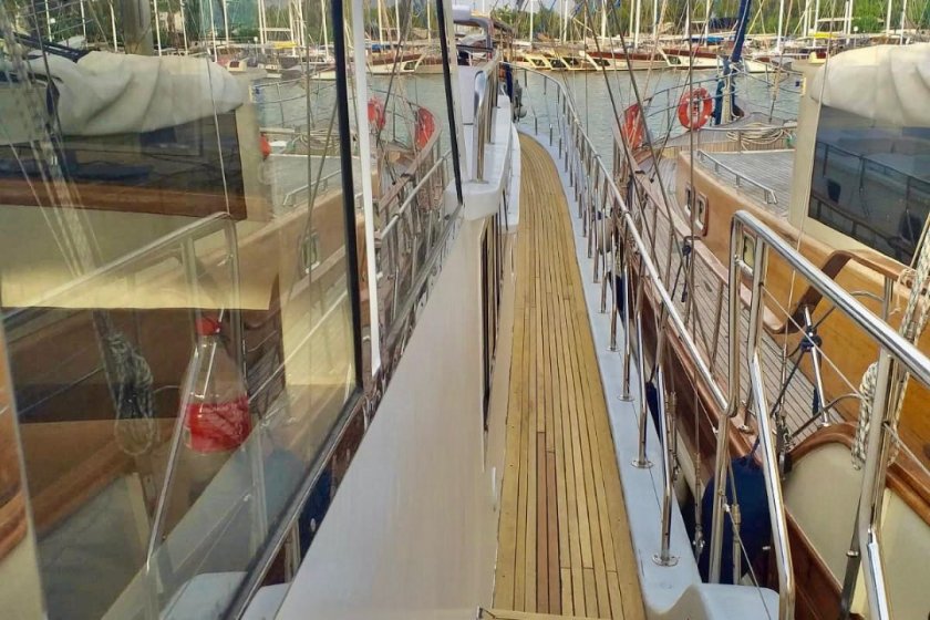 SİMİ | 16 KİŞİLİK KALABALIK FETHİYE TEKNE GEZİSİ | Okeanosyatcilik